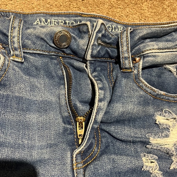 Used super stretch, American eagle jean shorts - Picture 2 of 3